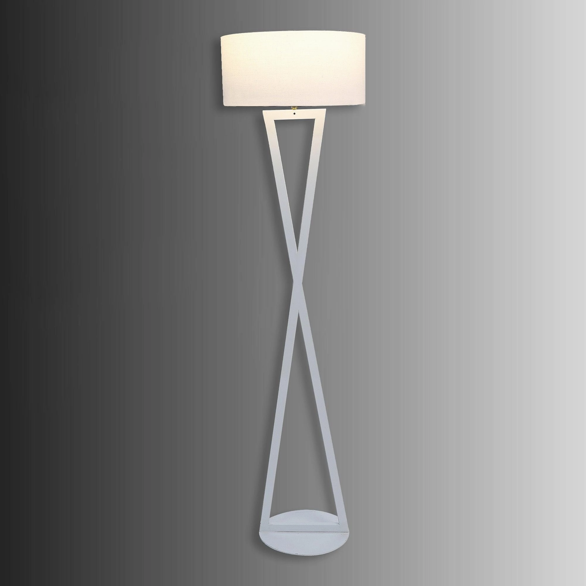 Hamptons White Floor Lamp With Metal Base By SS Lightings garden LED light
