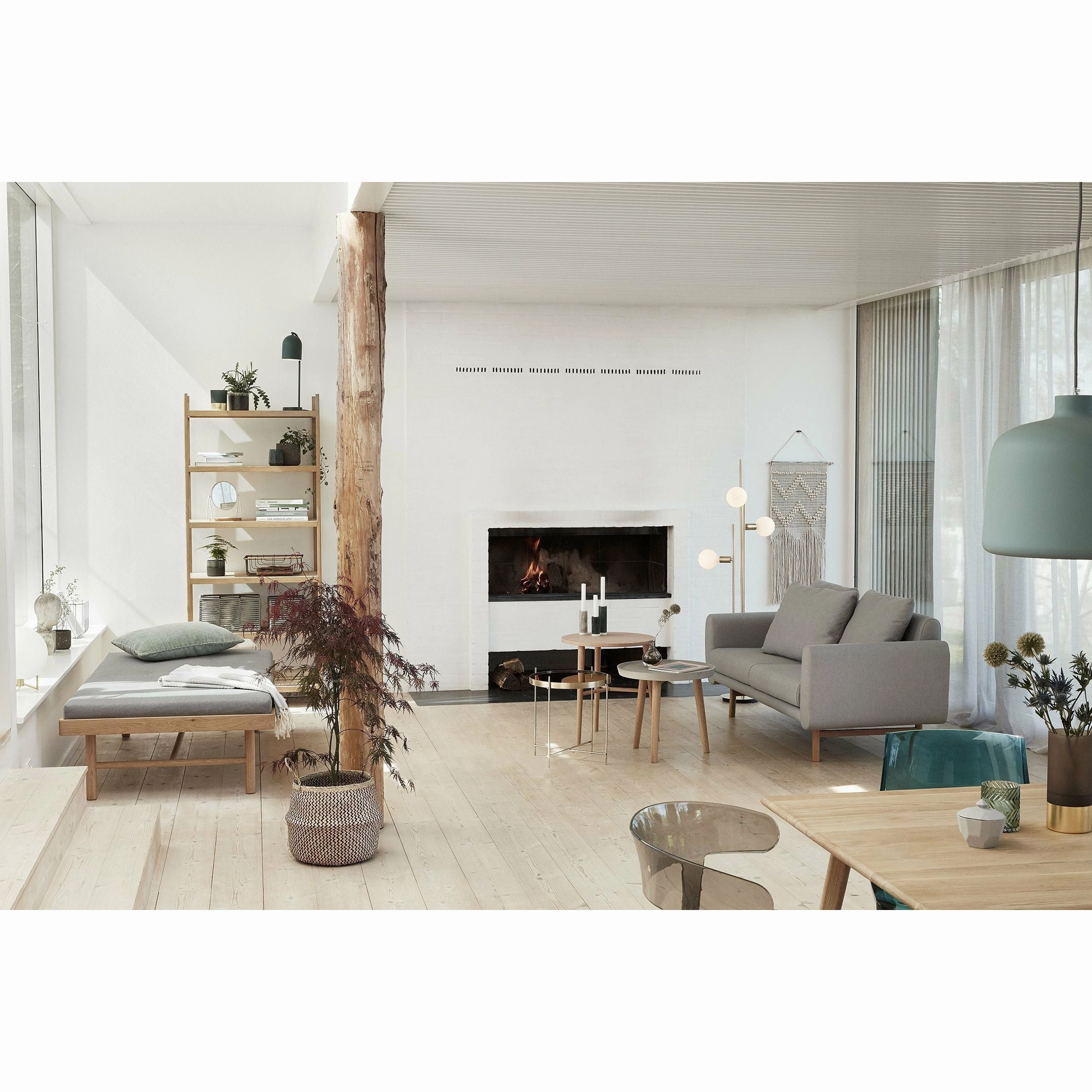 Hbsch Balance Floor Lamp Brass
