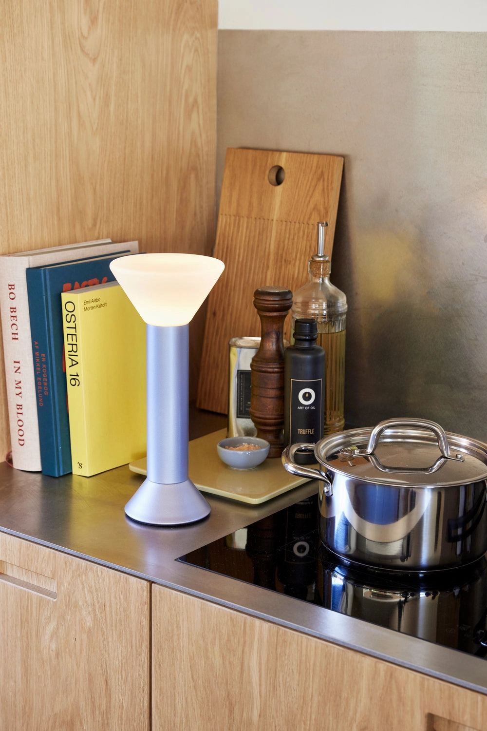 Hbsch Flash Portable Lamp, Purple