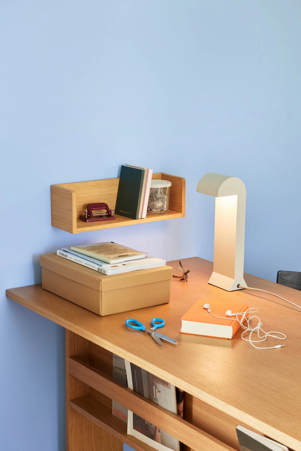Hbsch Soothe Table Lamp, Light Grey