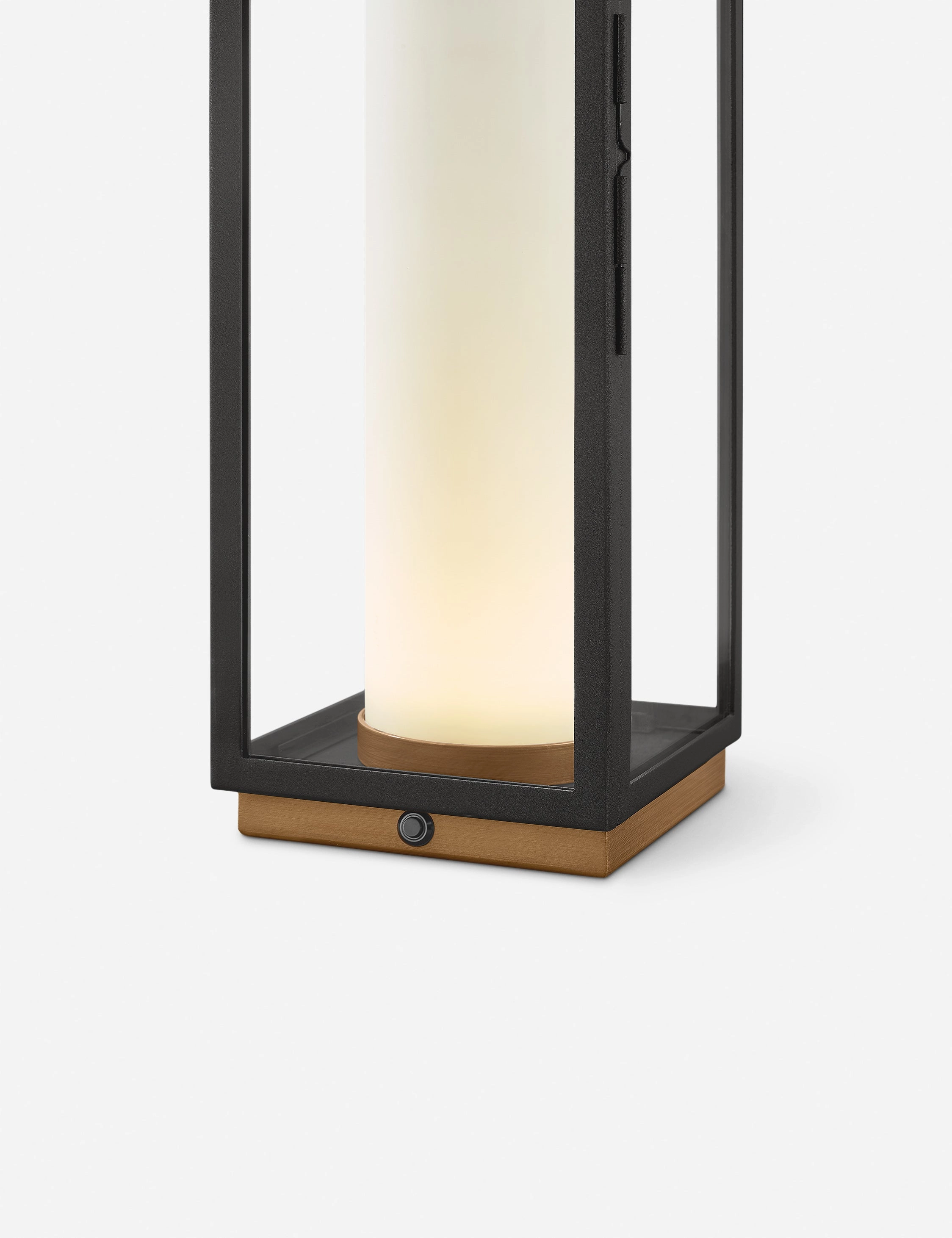 Hina Outdoor Table Lamp