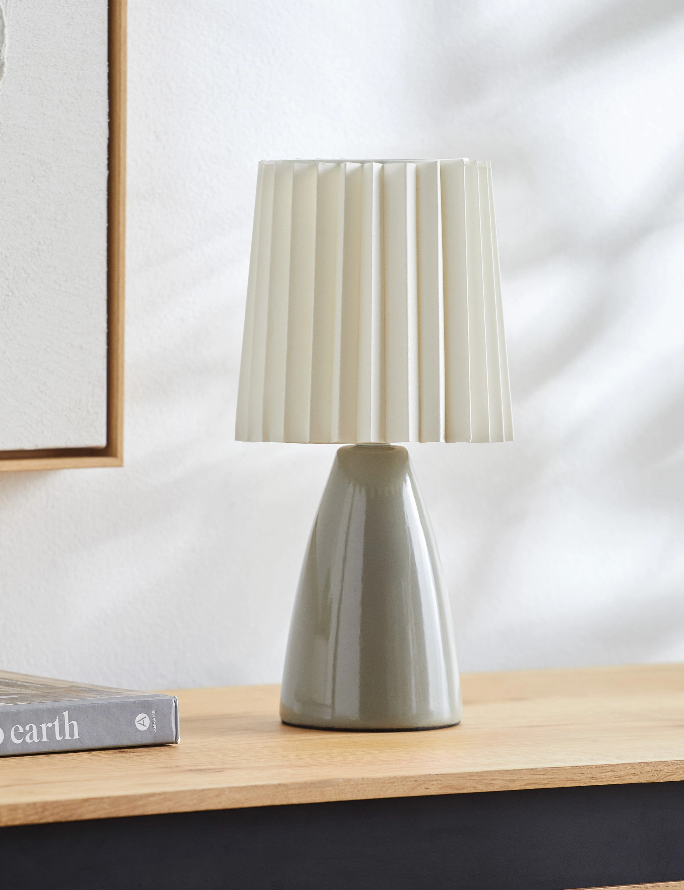 Hooper Table Lamp
