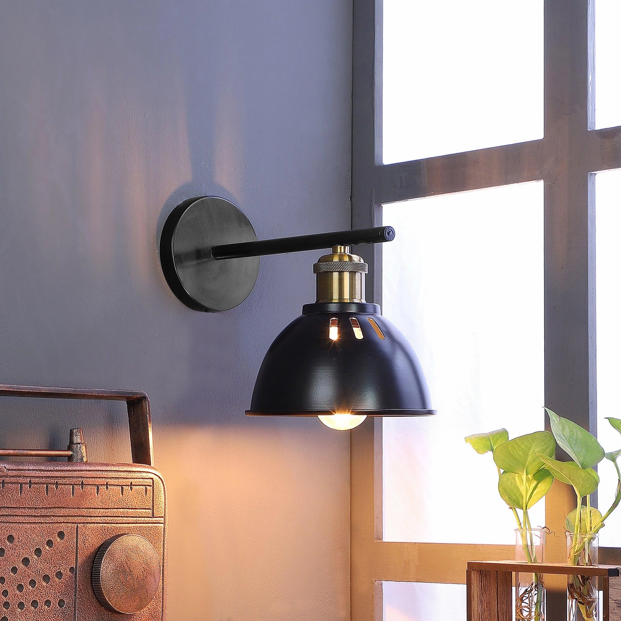 Joongta Black Metal Wall Light By SS Lightings