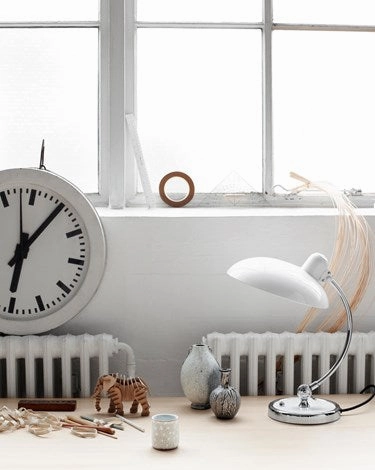 KAISER IDELL 6631-T BORDLAMPE - HVID