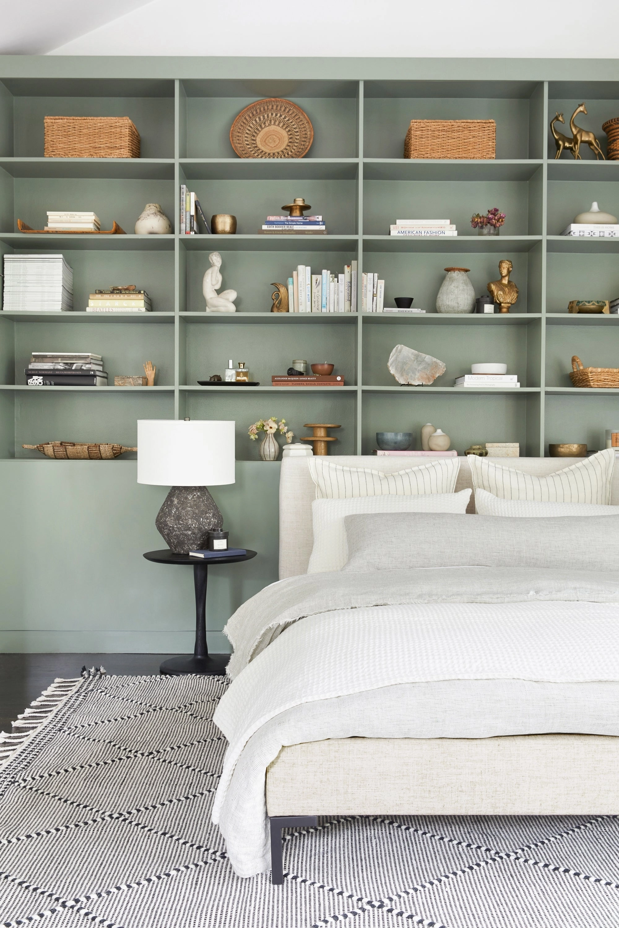 Keyana Table Lamp