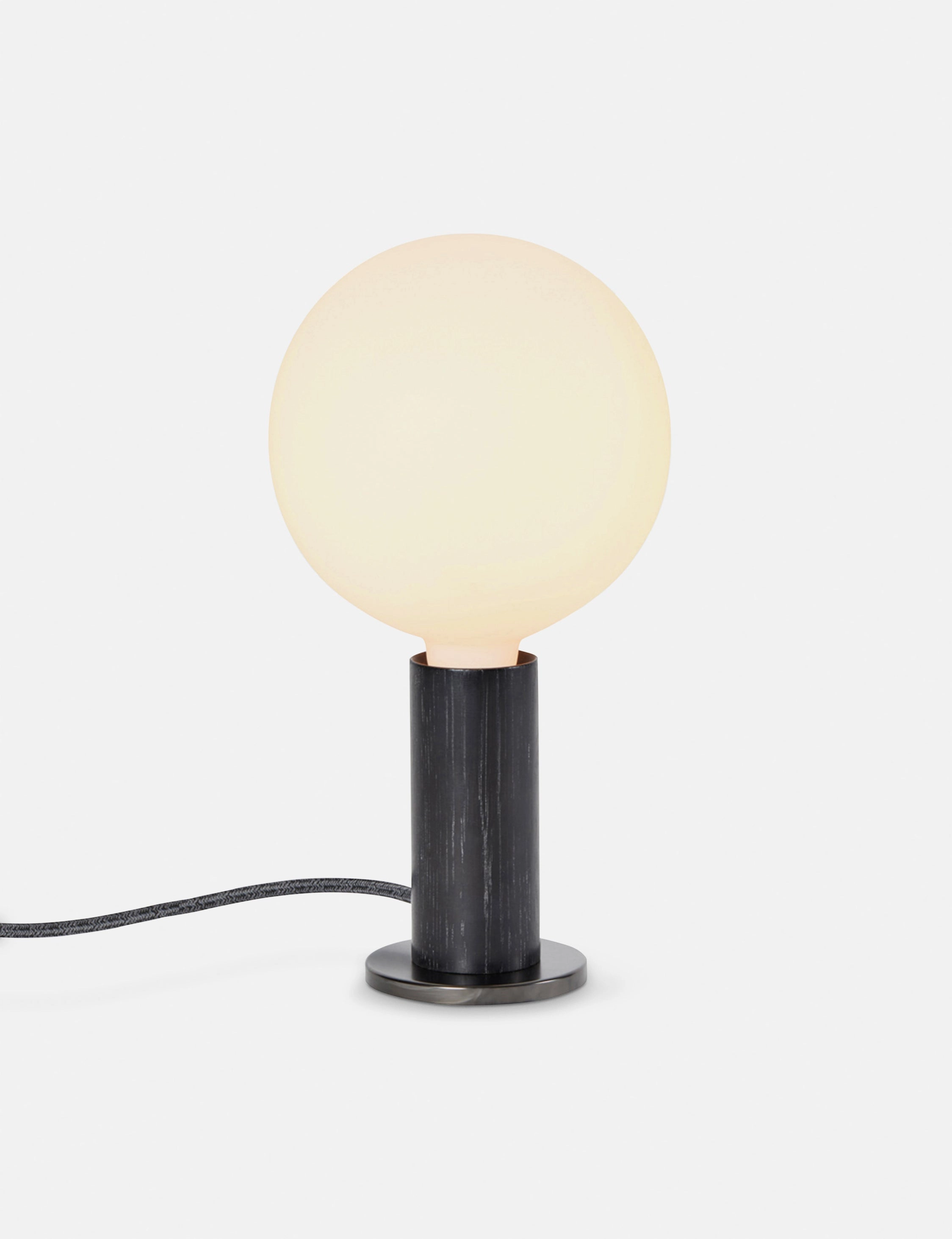 Knuckle Table Lamp with Sphere IV by Tala premium Danish lighting