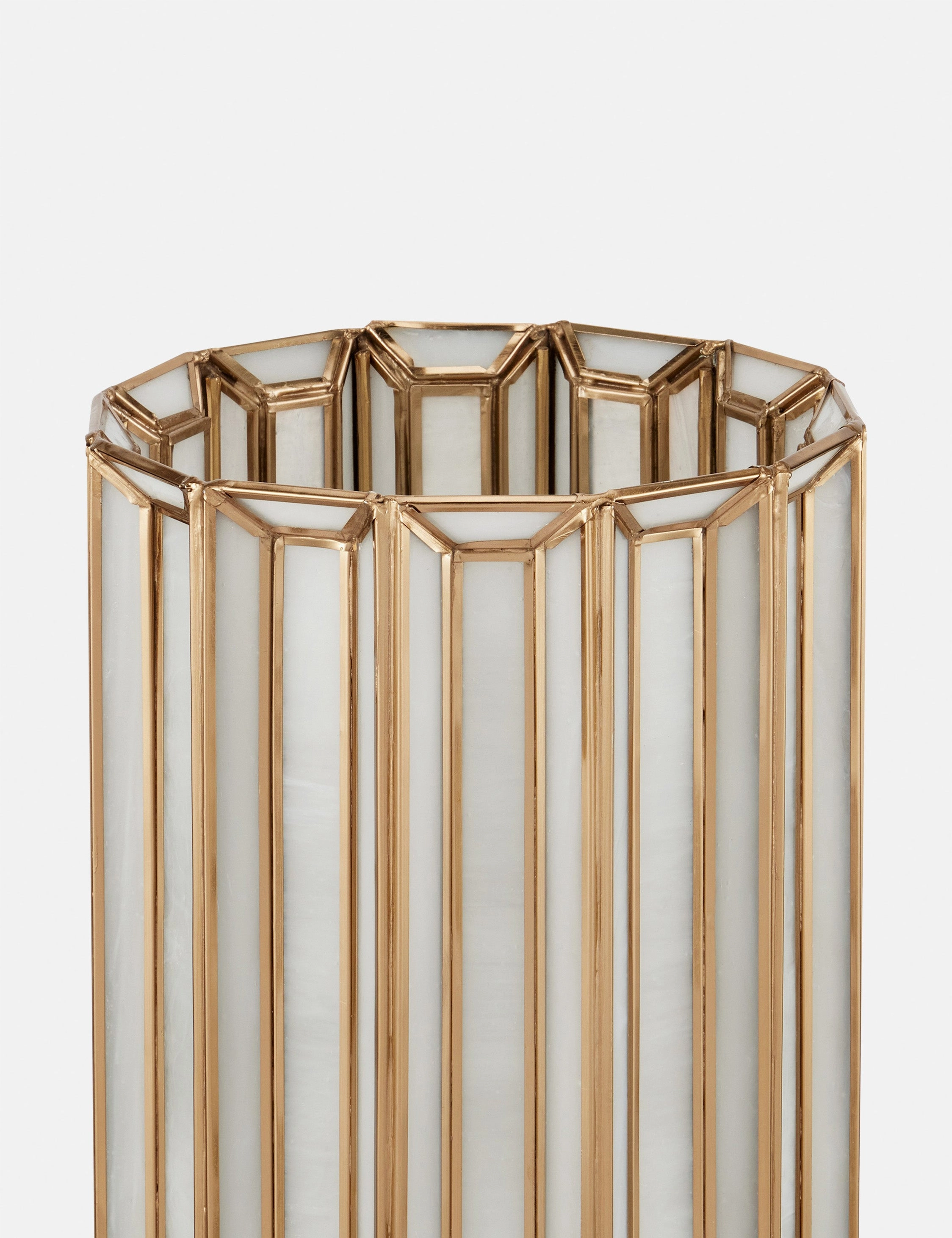 Labarre Table Lamp