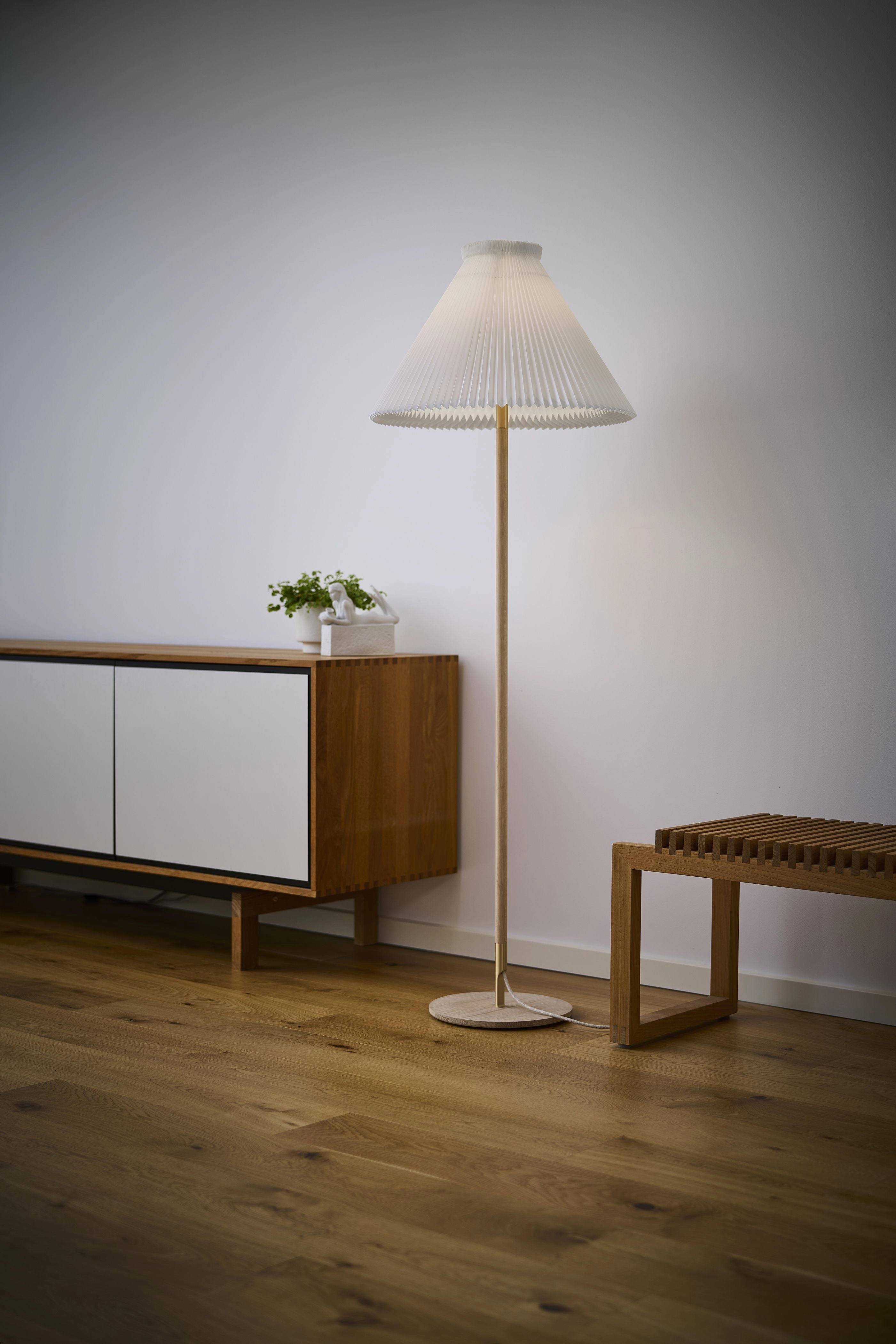 Le Klint 328 Floor Lamp, Light Oak