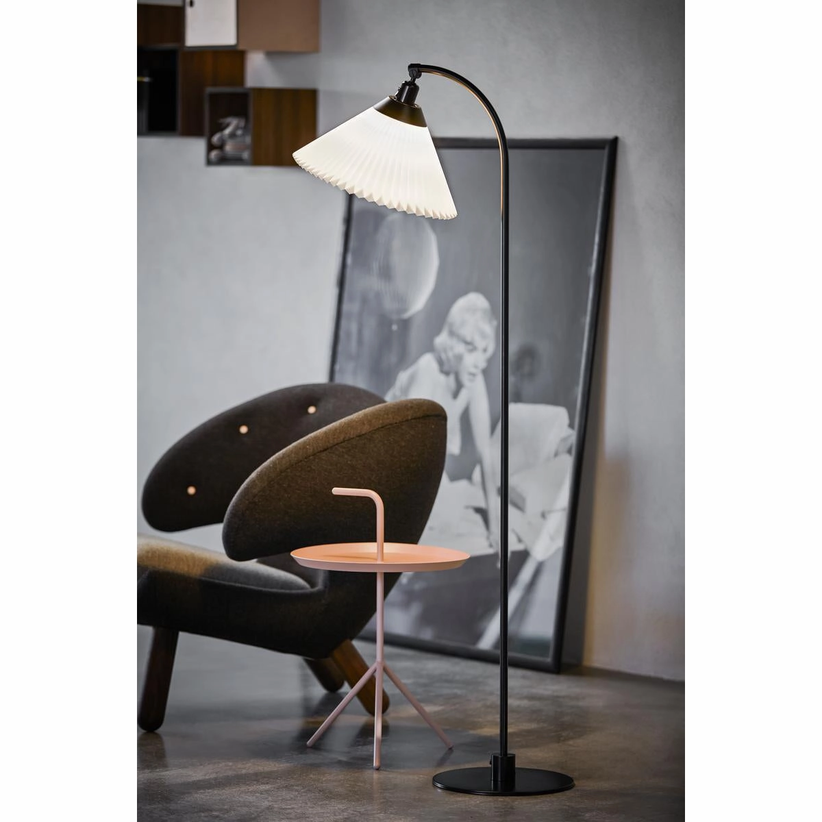 Le Klint Floor Lamp 368, Paper