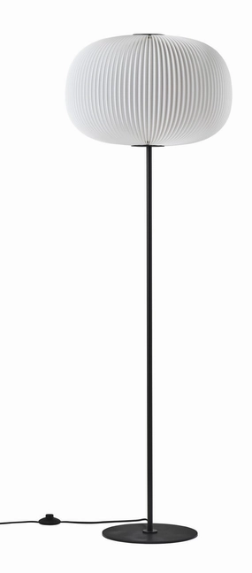 Le Klint Lamella Floor Lamp garden LED light