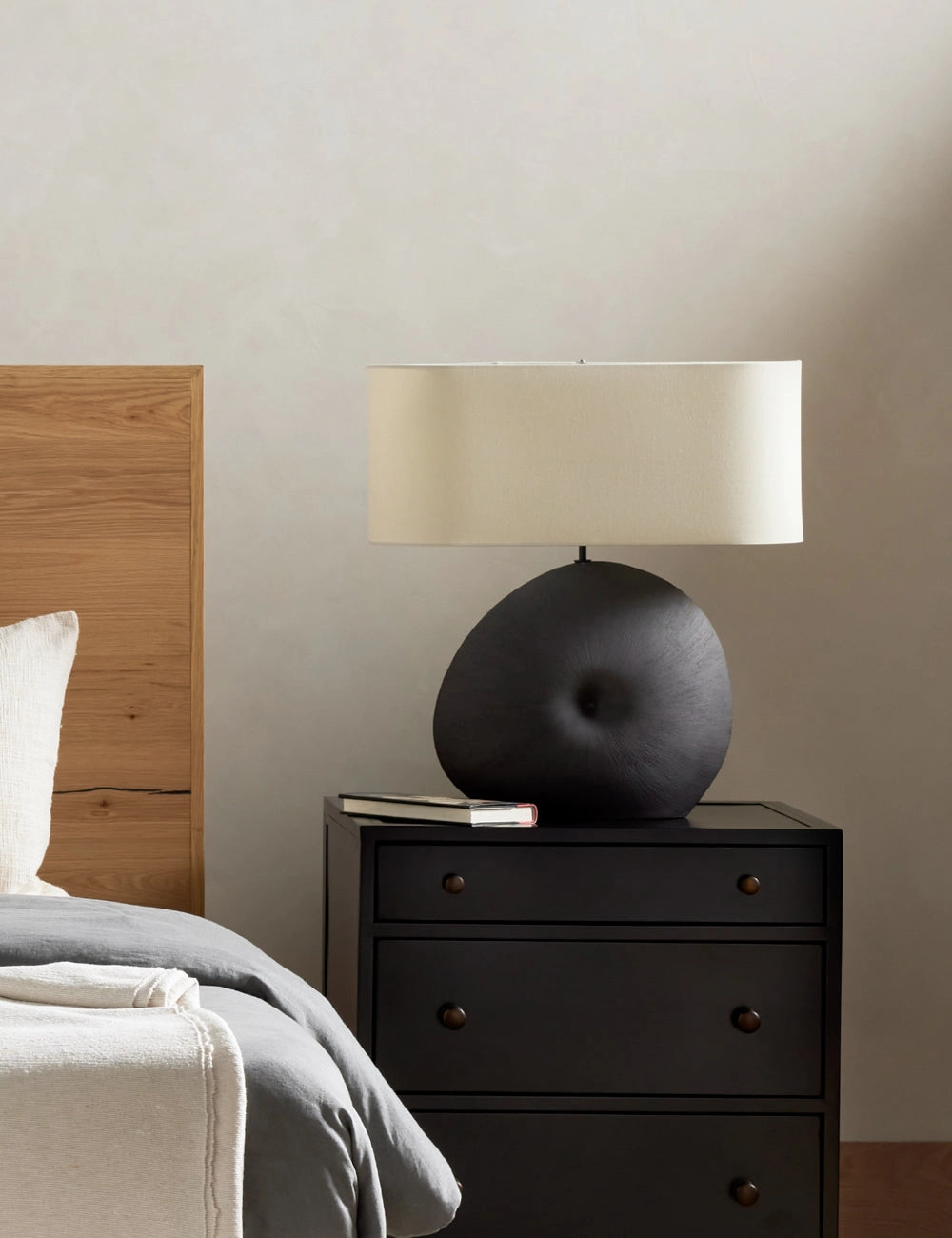 Leandro Table Lamp