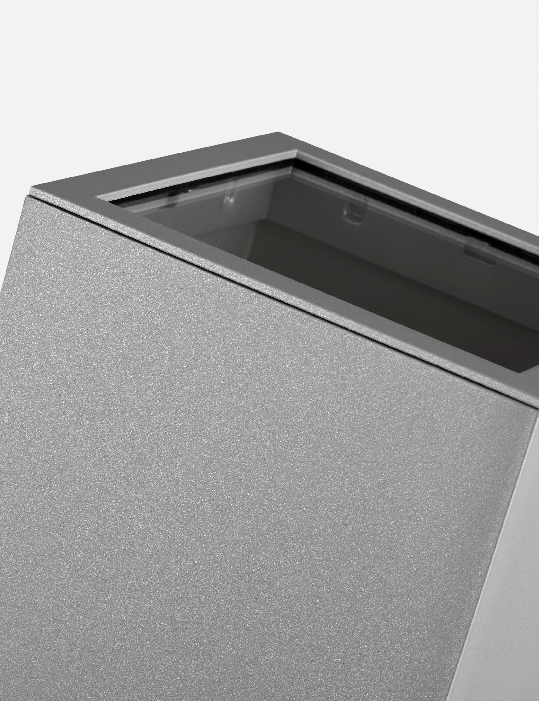 Lennart Outdoor Sconce