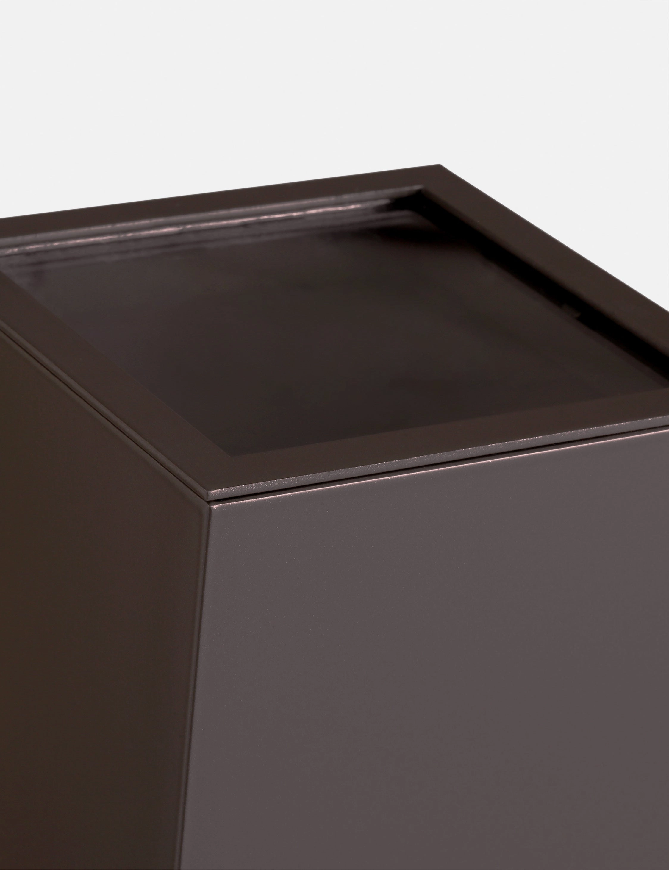 Lennart Outdoor Sconce