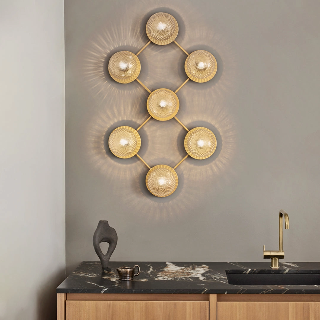 Liila 7 Wall Light