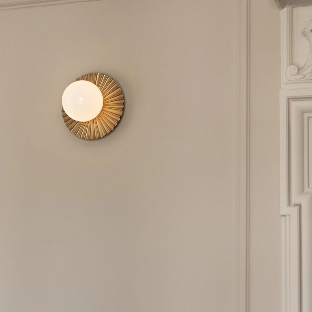 Liila Muuse Wall Light