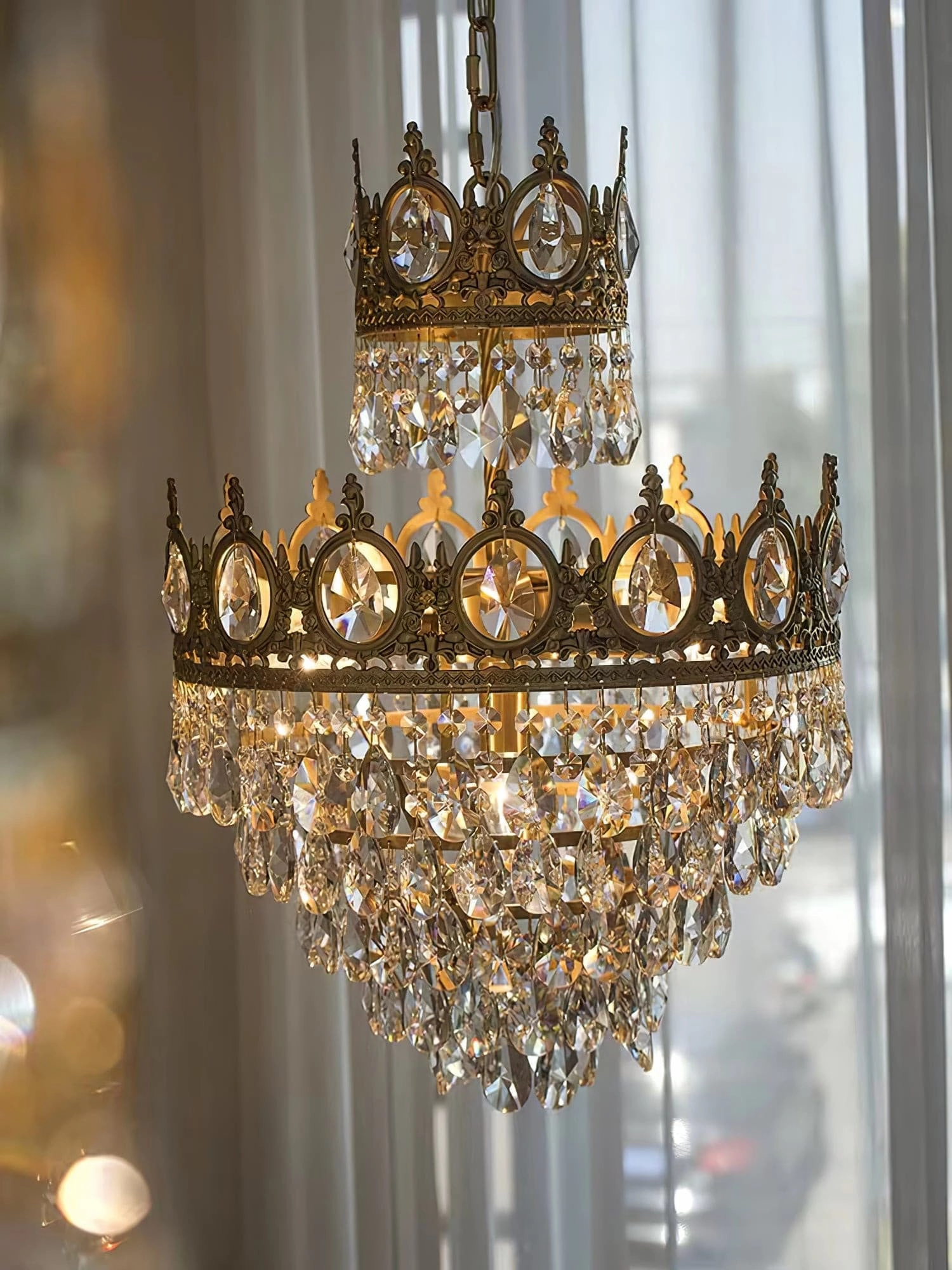 Linfort Brass Chandelier