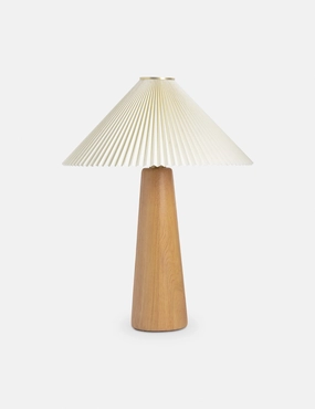 Llewyn Table Lamp premium Danish lighting