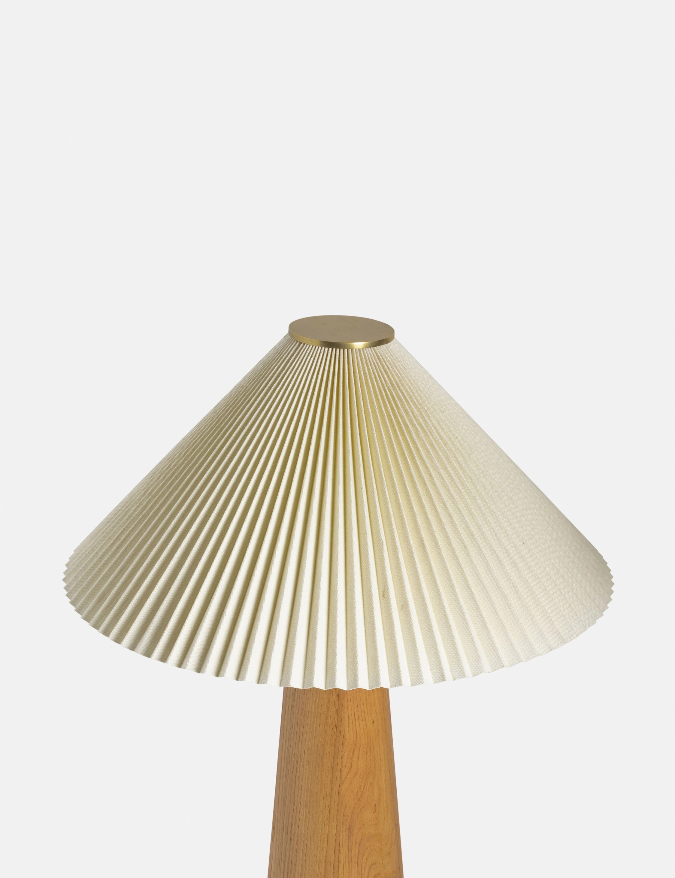 Llewyn Table Lamp
