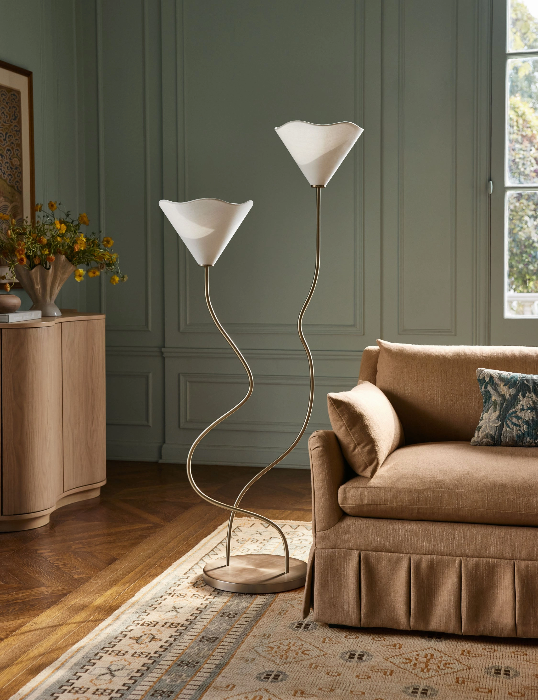 Loana Floor Lamp
