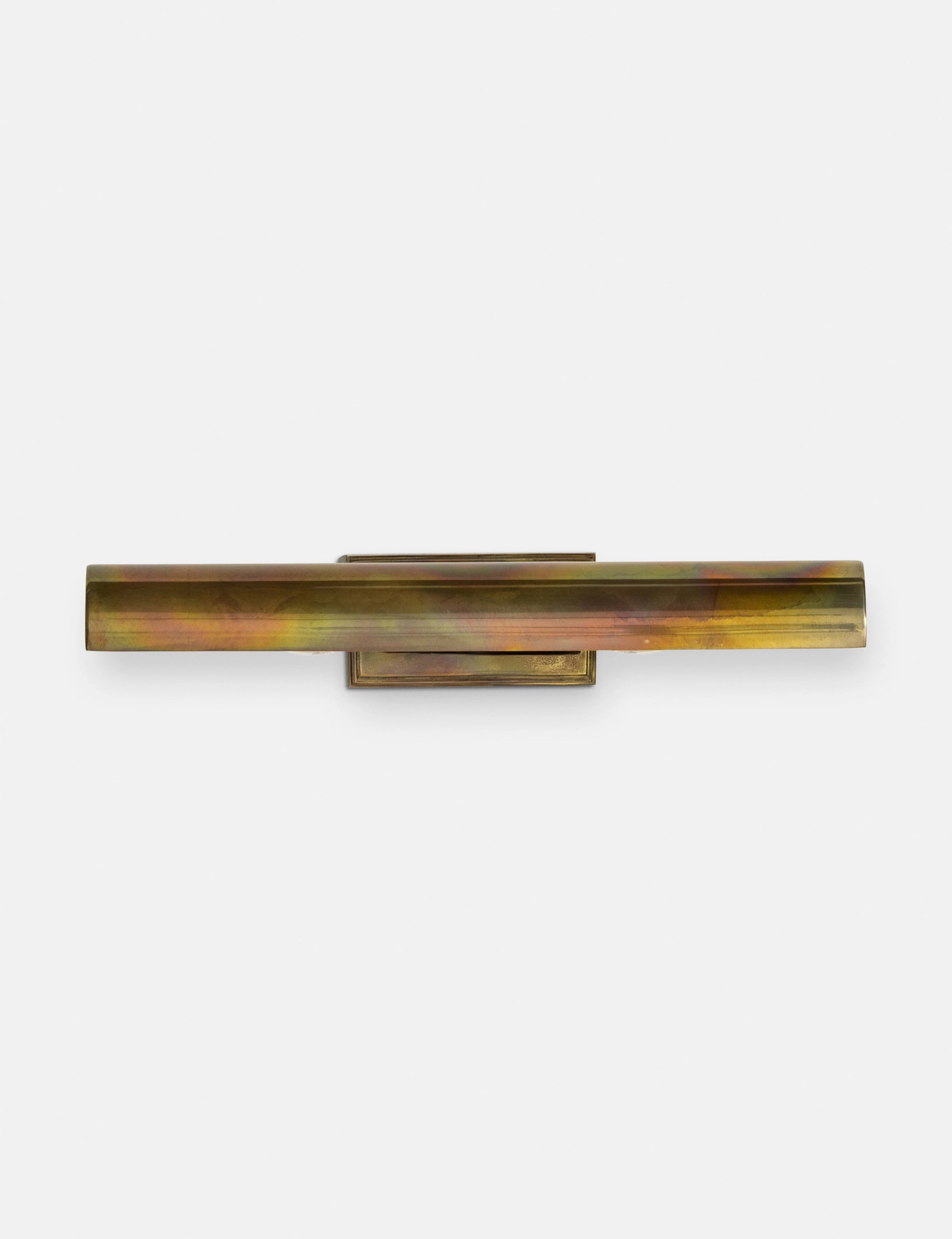 Lockett Picture Light minimalist reading light