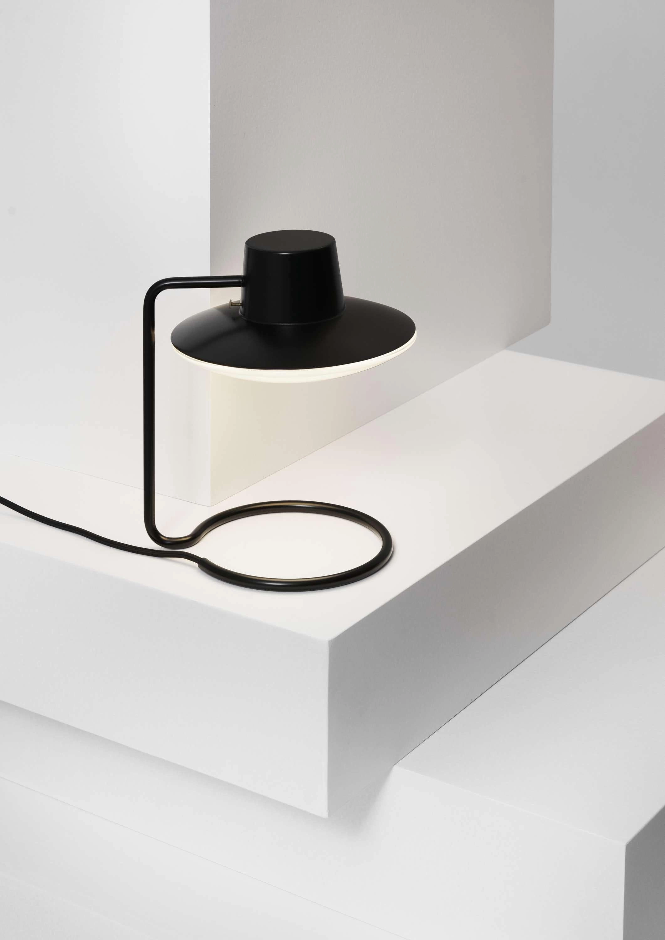 Louis Poulsen Aj Oxford Table Lamp Metal Black/Opal Glass  28 Cm