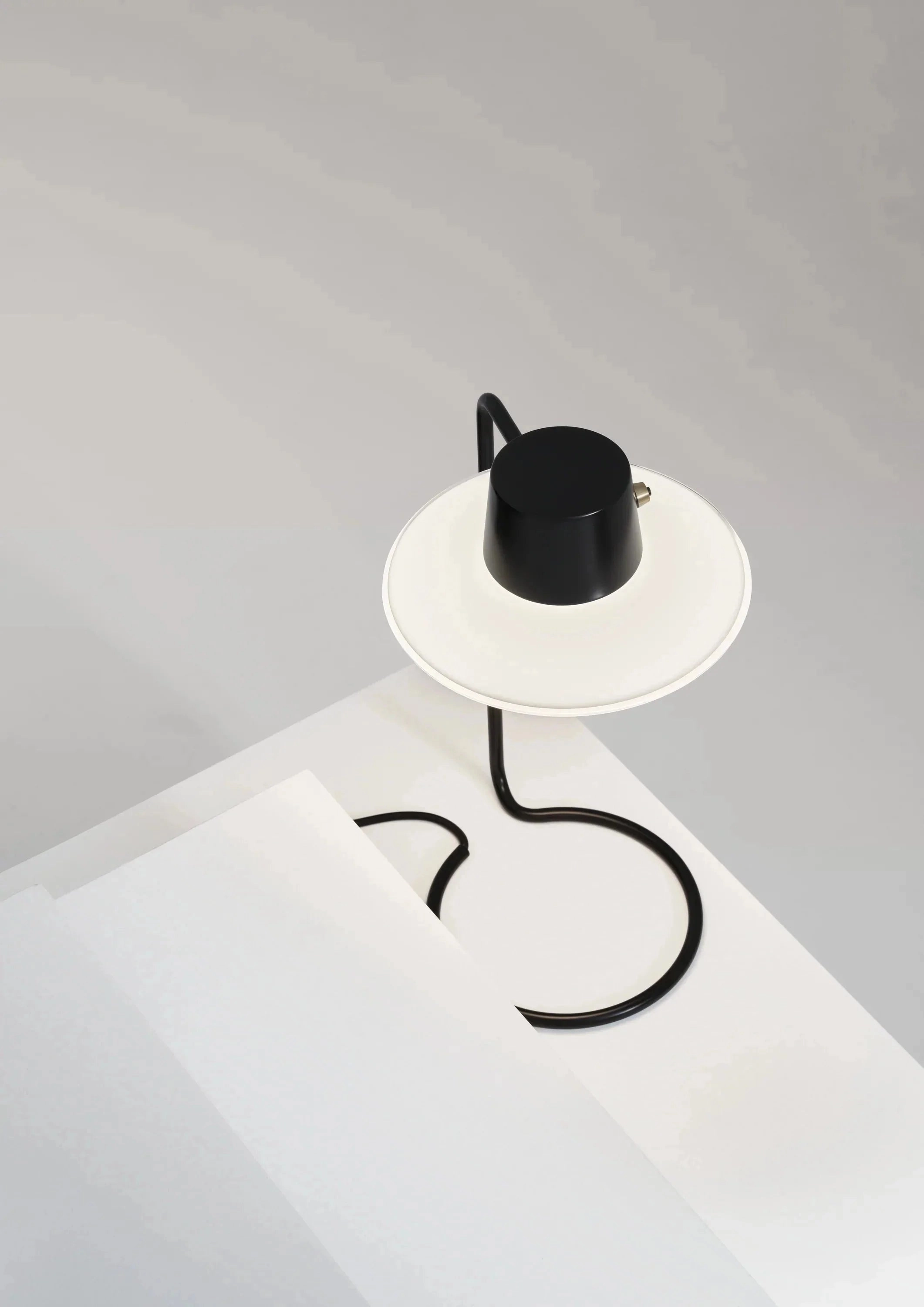 Louis Poulsen Aj Oxford Table Lamp Opal Glass  28 Cm
