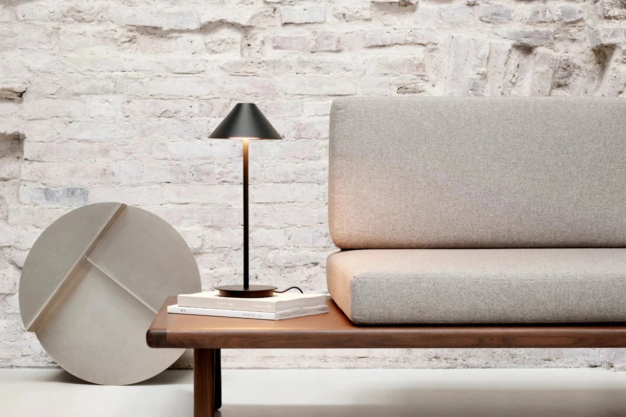Louis Poulsen Keglen Table Lamp Led 3000 K 8.5 W Pin 4 Cm, White