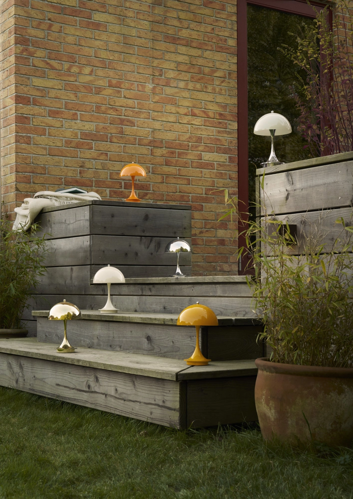 Louis Poulsen Panthella 160 Portable Table Lamp V3, Opal Beige