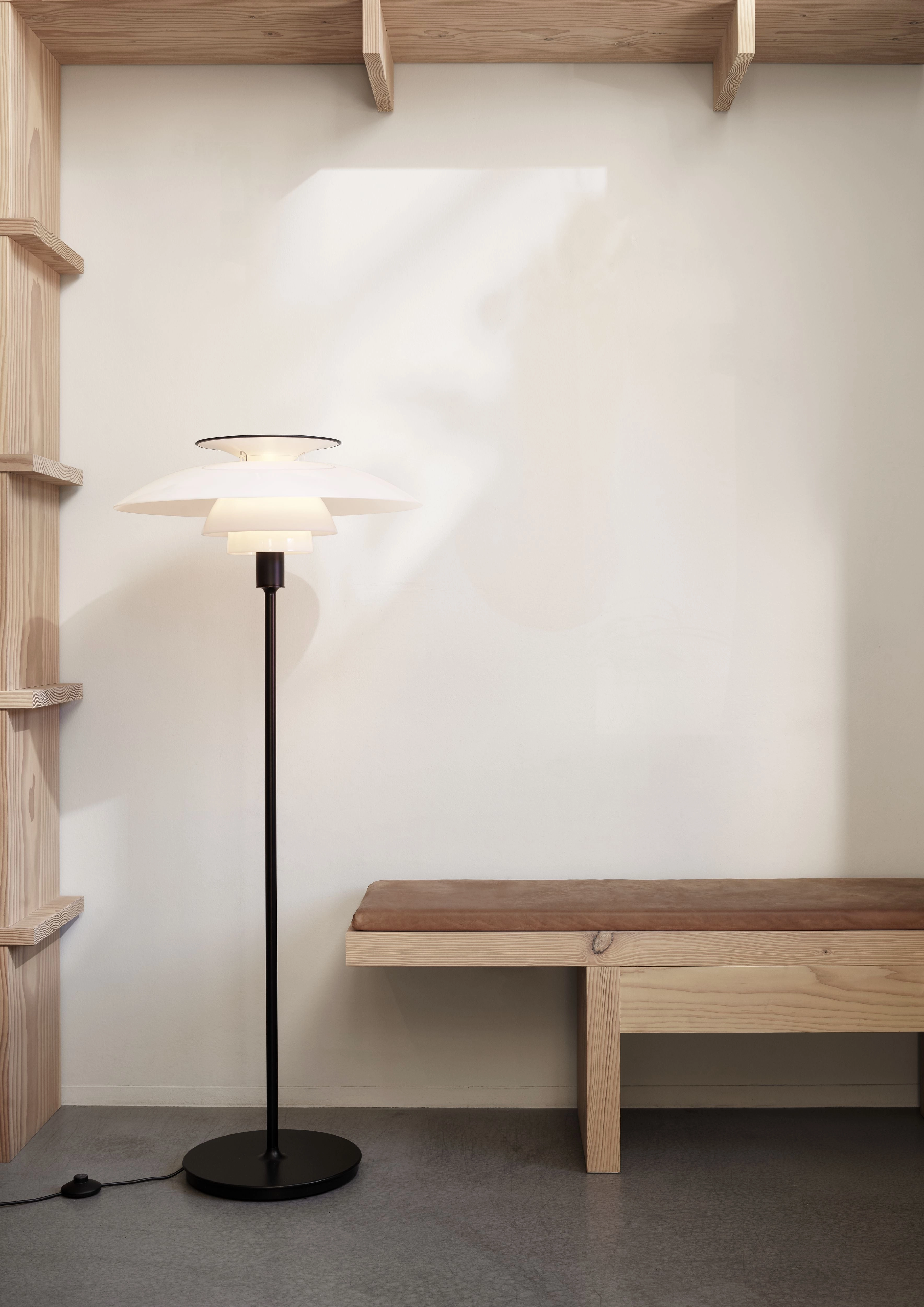 Louis Poulsen Ph 80 Floor Lamp 70 W E27 With Switch, Acrylic Opal White/Black