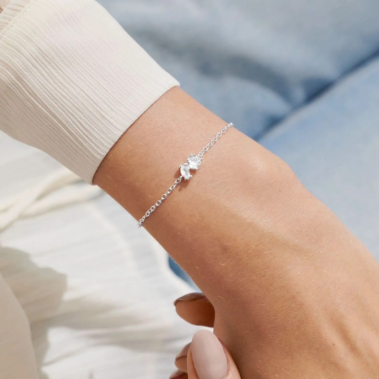 Love You Lots Love You Friend Silver Plated Bracelet 7702 Joma Jewellery