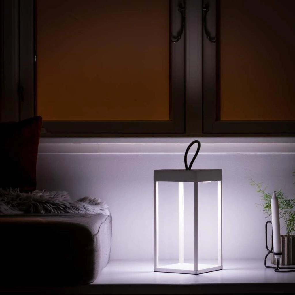 Lucerna Lantern 30 Hvid - Bordlampe ambient lighting fixture