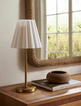Matthews Table Lamp premium Danish lighting