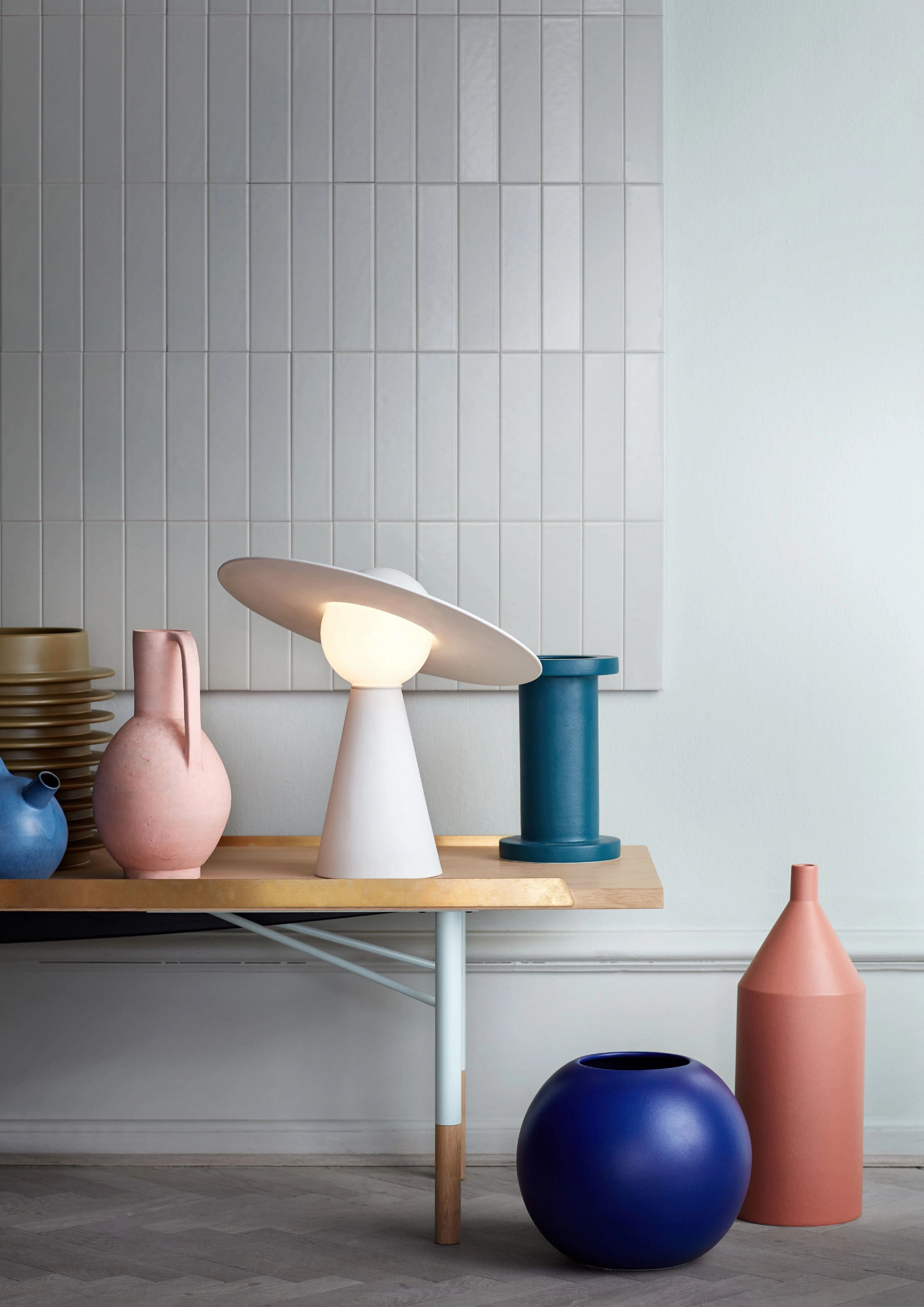 Moebe Ceramic Table Lamp, White