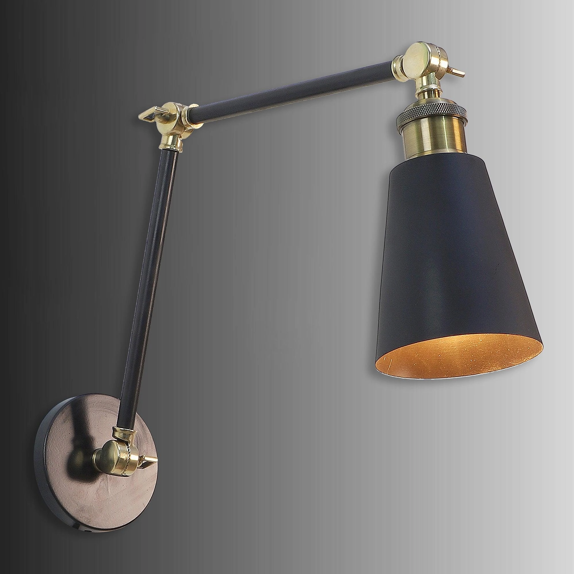 Morden Black Metal Wall Light by SS Lightings