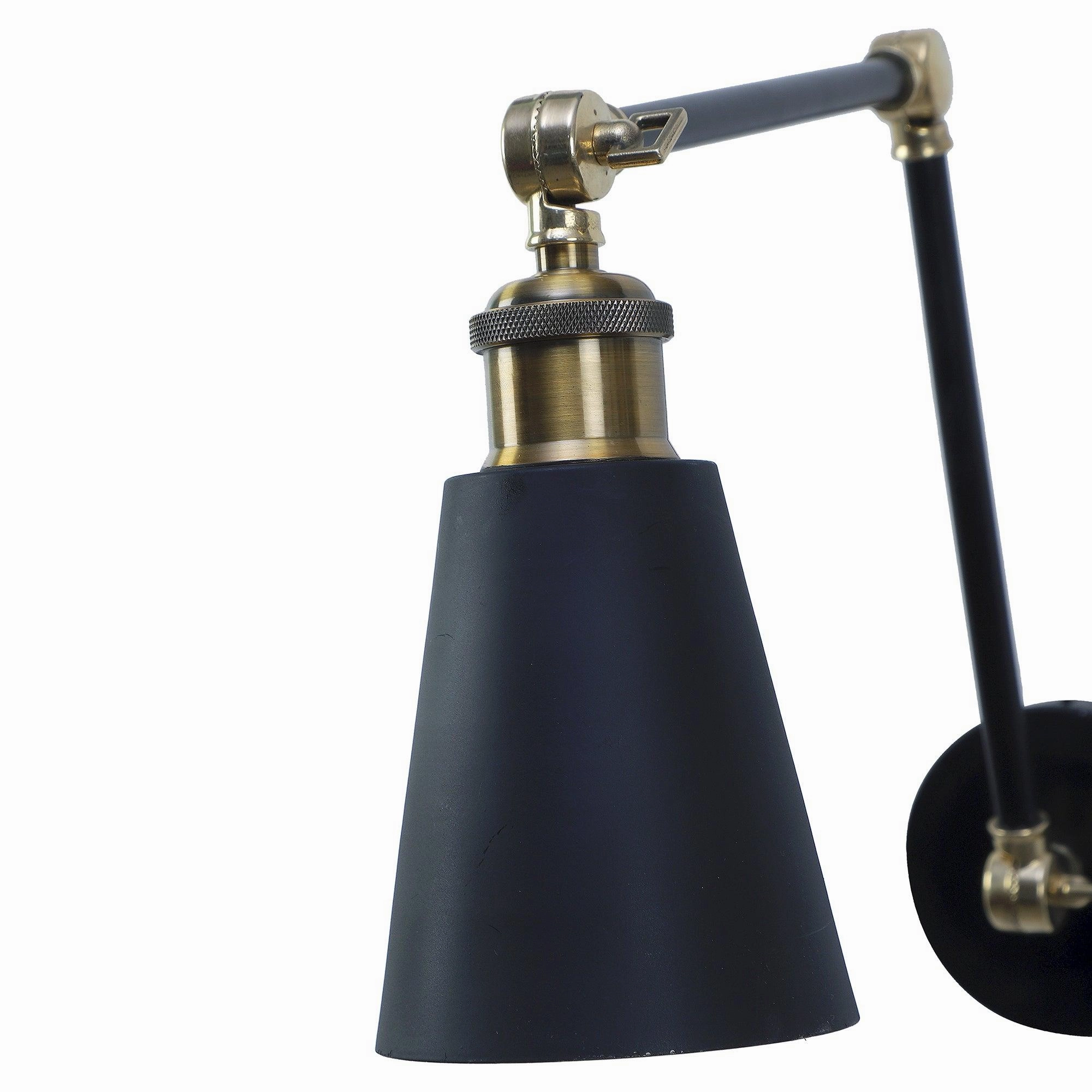 Morden Black Metal Wall Light by SS Lightings