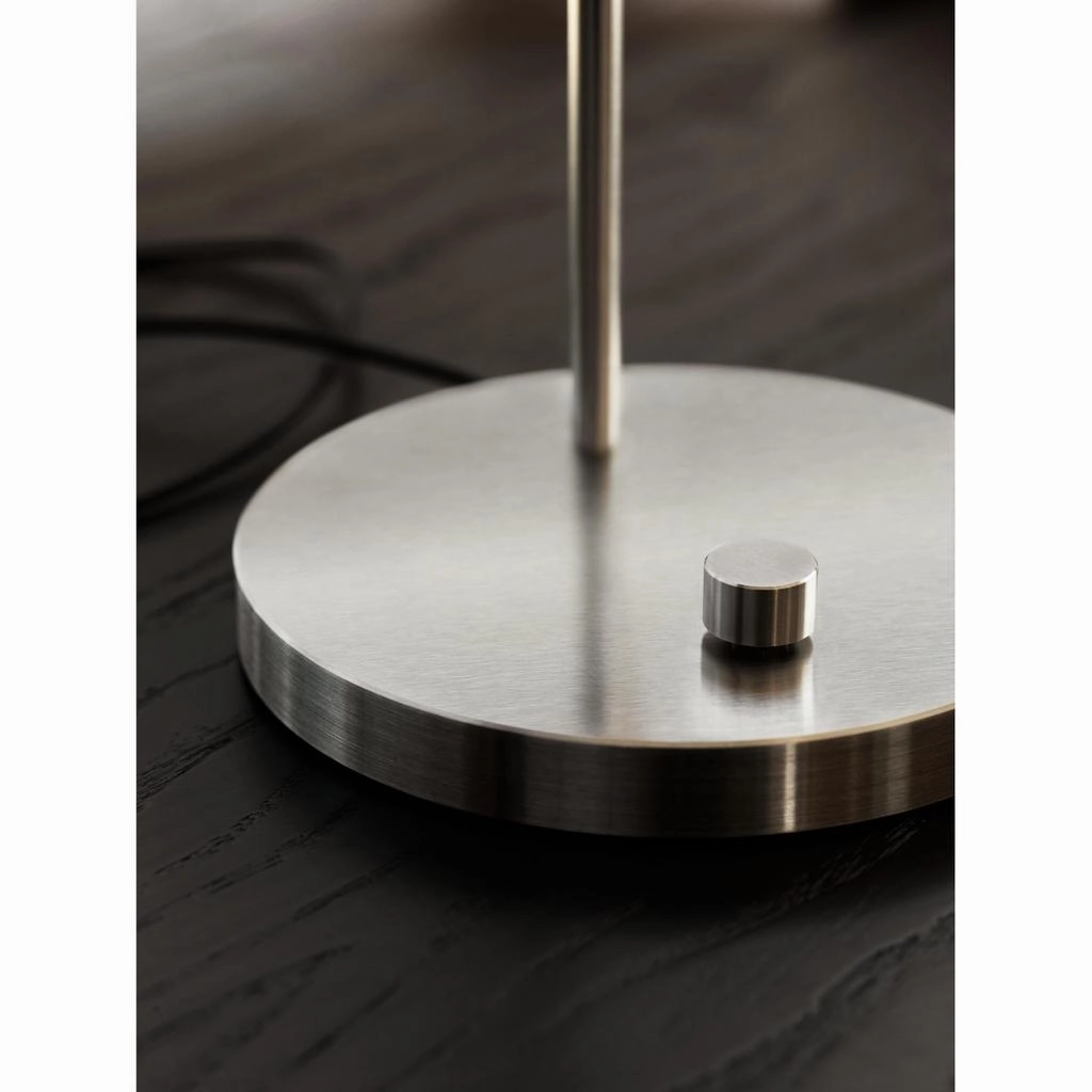 MS021 STL LANG BORDLAMPE - FRITZ HANSEN