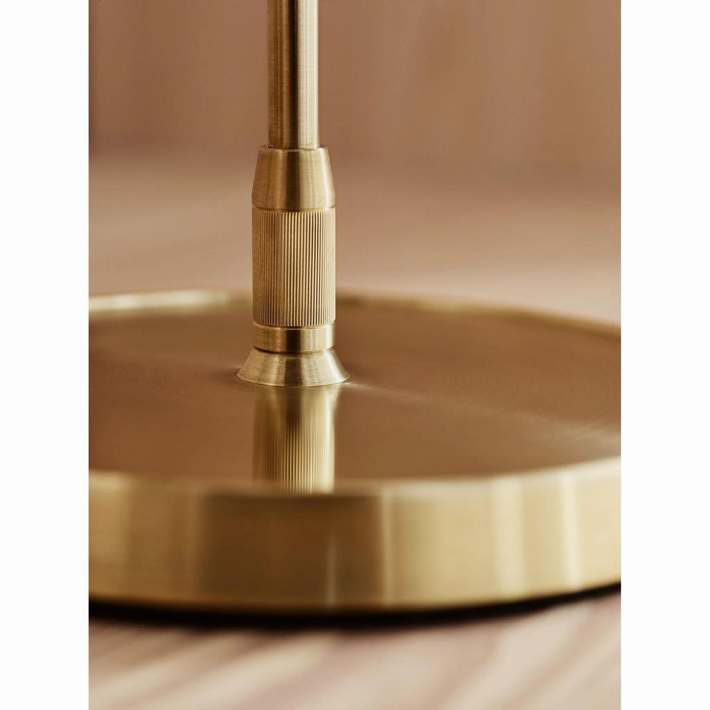 MUSLING BORDLAMPE 33 - Fritz Hansen Lighting A/S