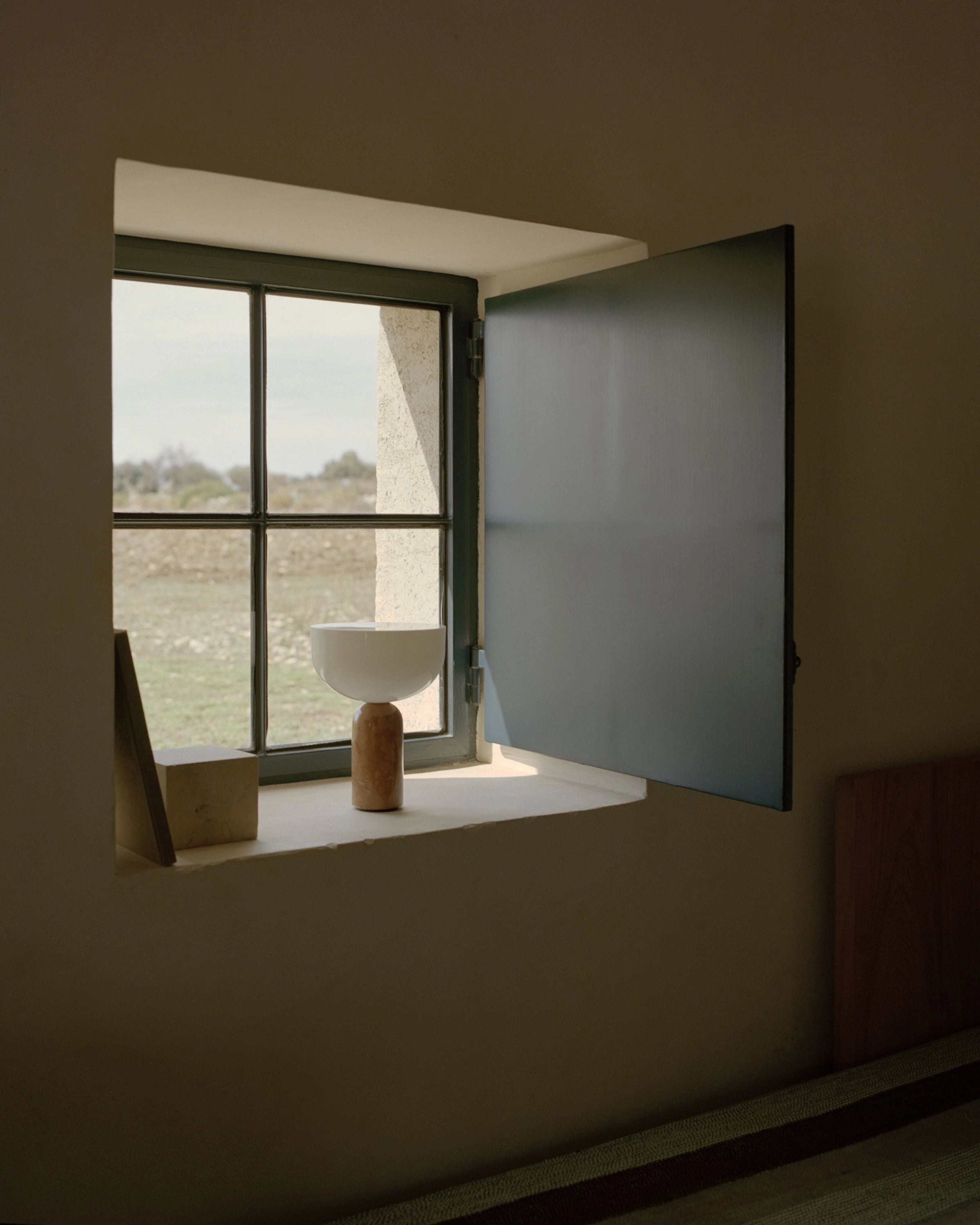 New Works Kizu Portable Table Lamp, Breccia Pernice