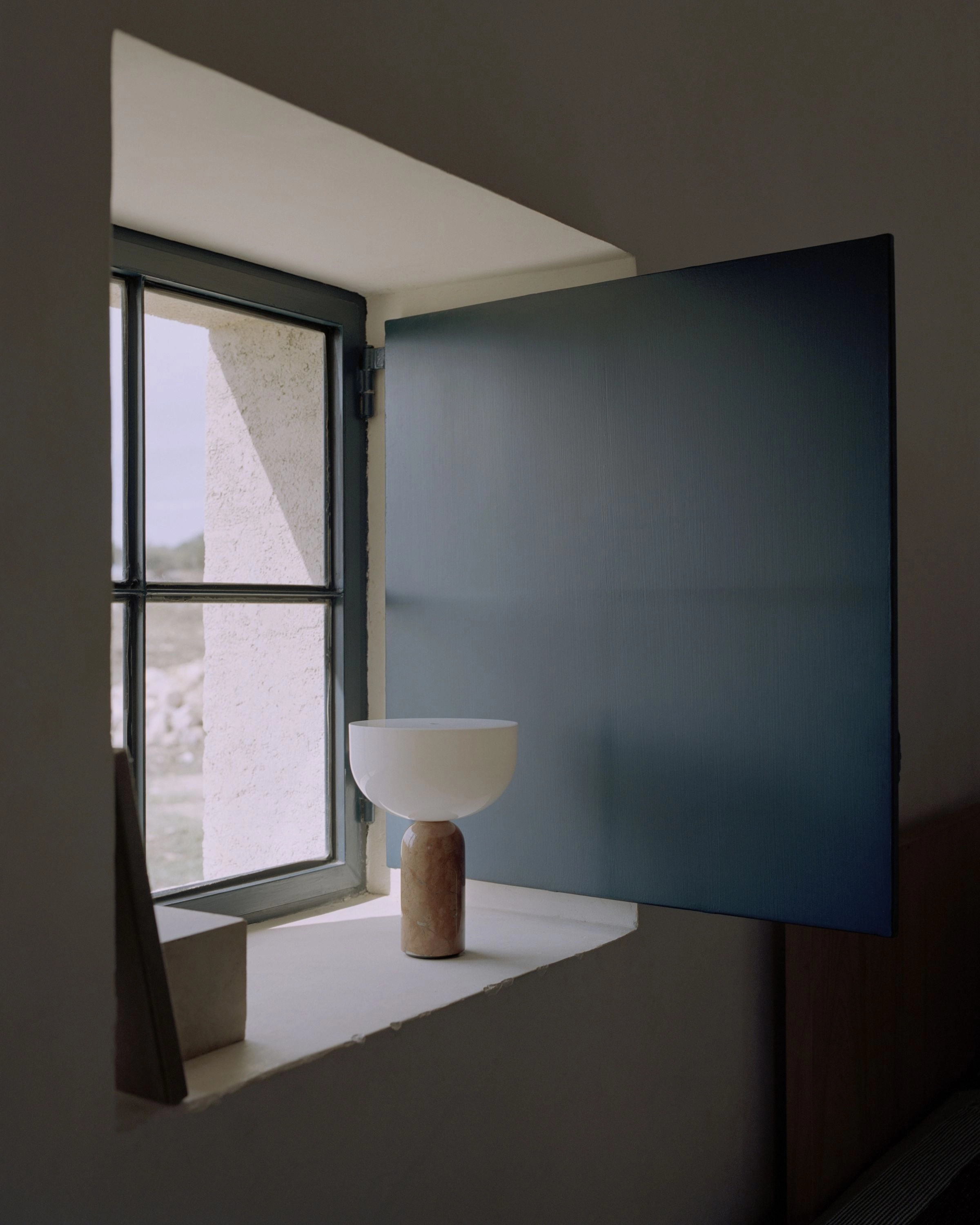 New Works Kizu Portable Table Lamp, Breccia Pernice