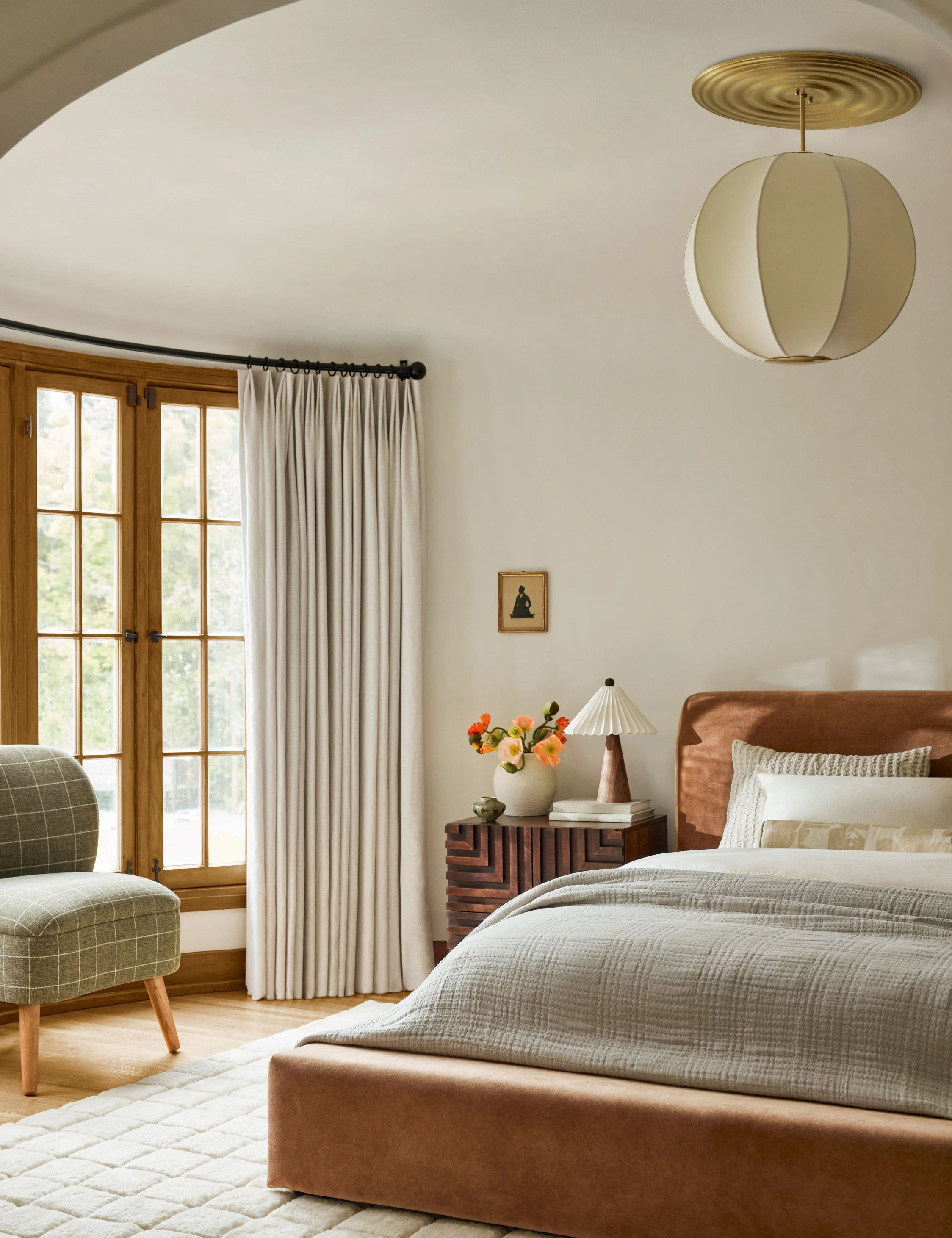 Nguyen Pendant Light