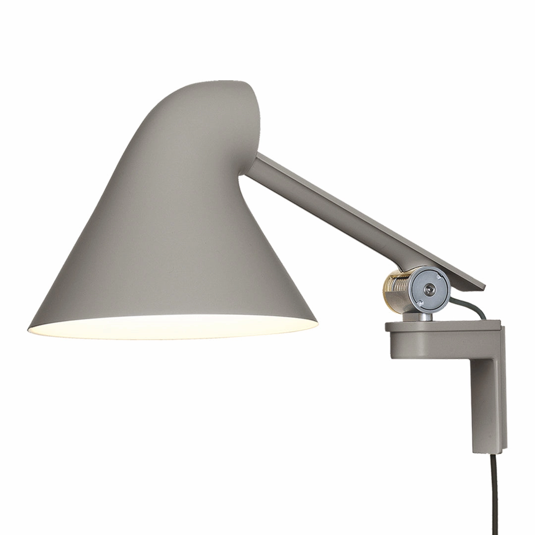 NJP Wall Lamp w/ Outlet Box - Short Arm