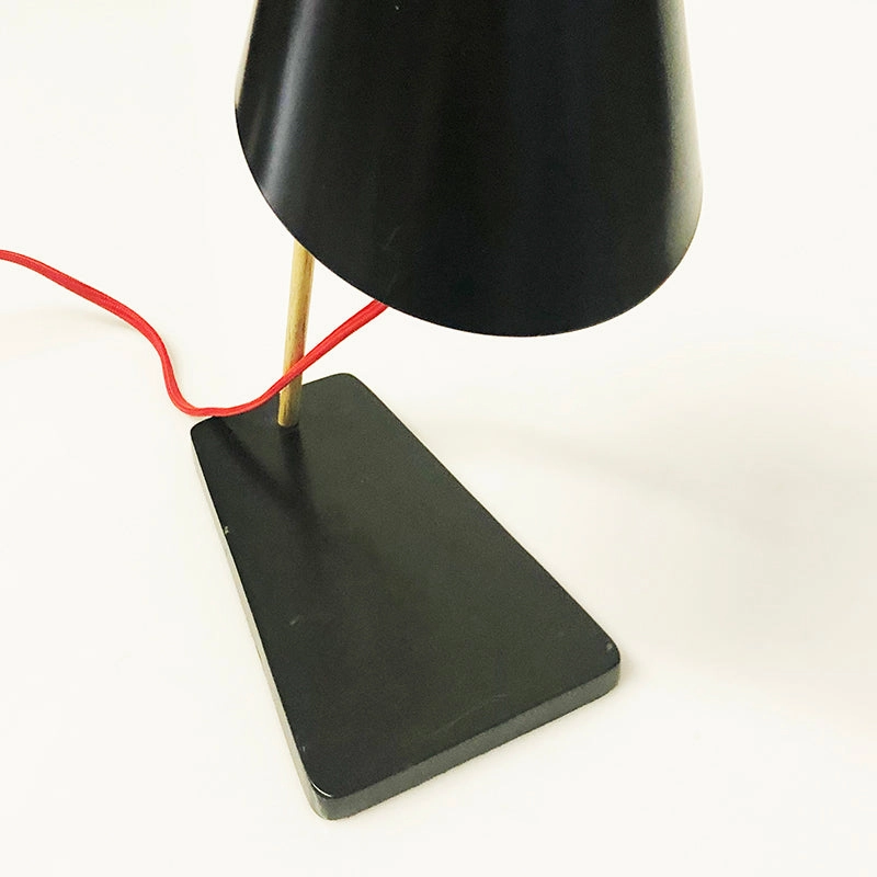 Peak-A-Boo Lamp