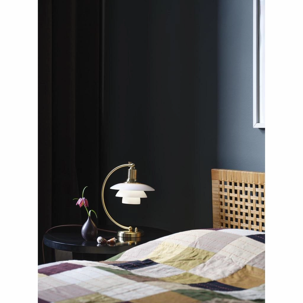 PH 2/2 LUNA MESSING/BLANKT OPALT GLAS BORDLAMPE