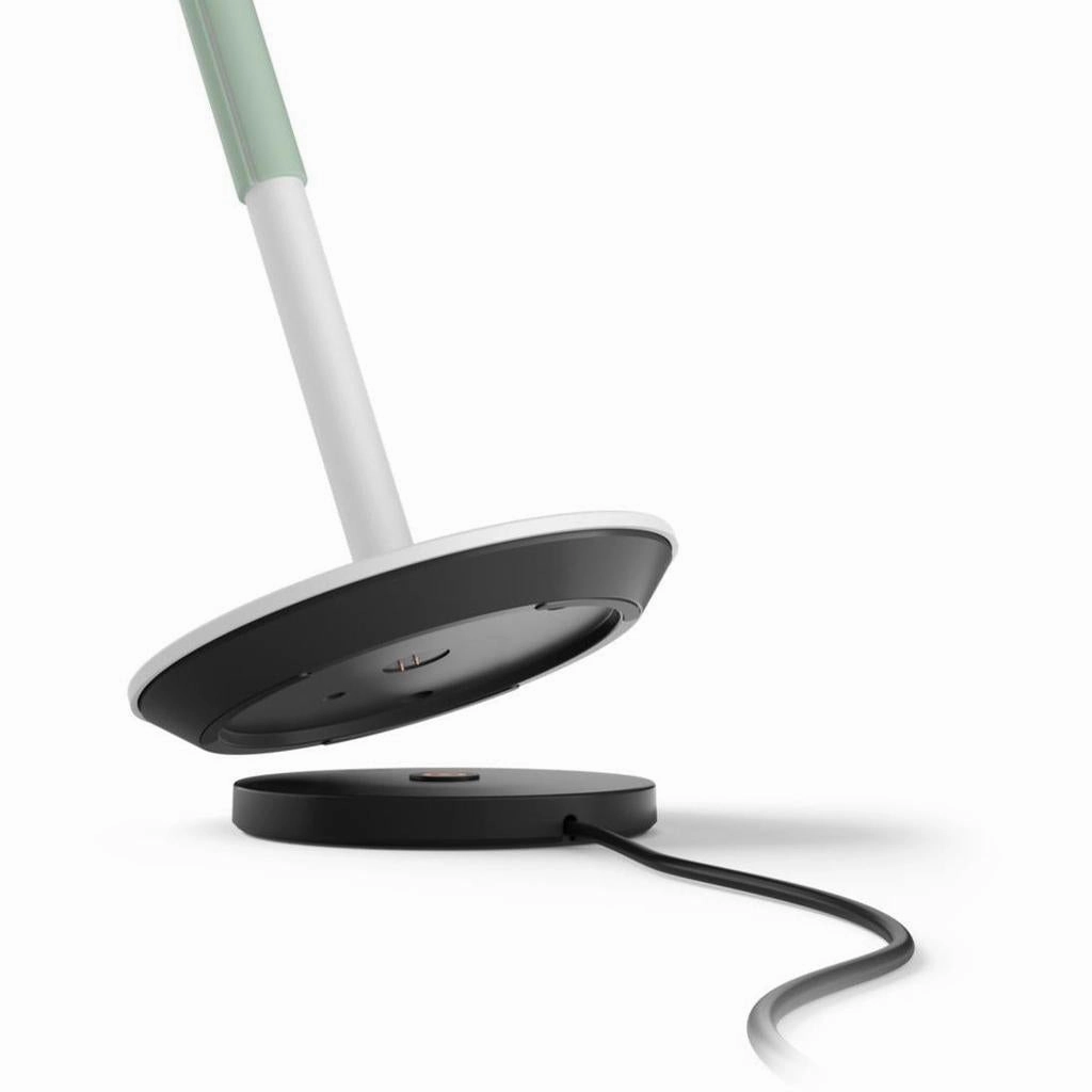 PHILIPS HUE PORTABLE HVID BORDLAMPE 929003128401