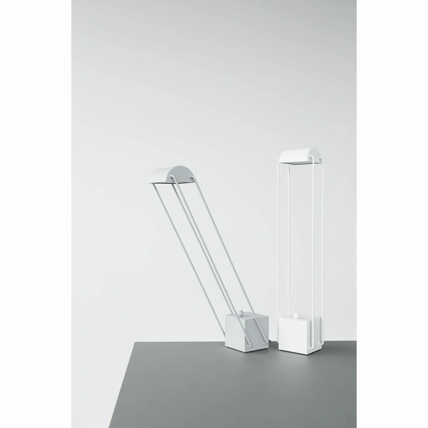 Please Wait To Be Seated Tokyo Table Lamp Eu, Grey