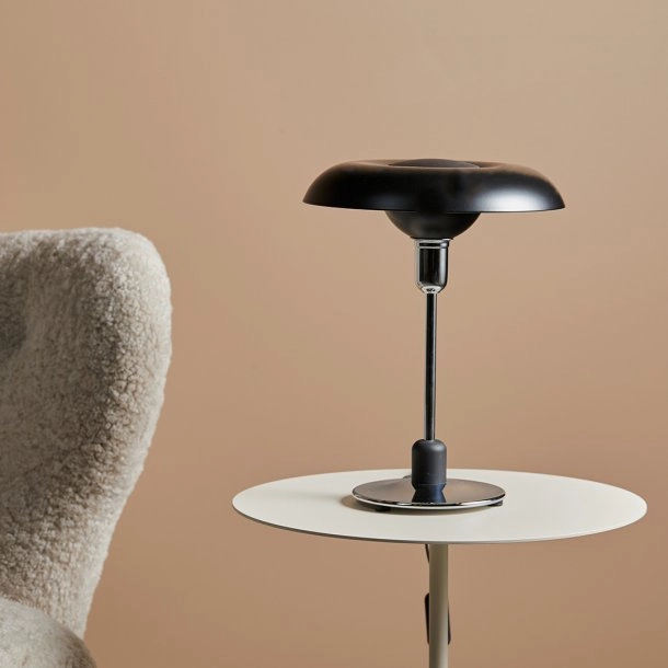 Ra250 mm Desk Metal Sort (G9 40w) - Designed 1931 - Bordlampe