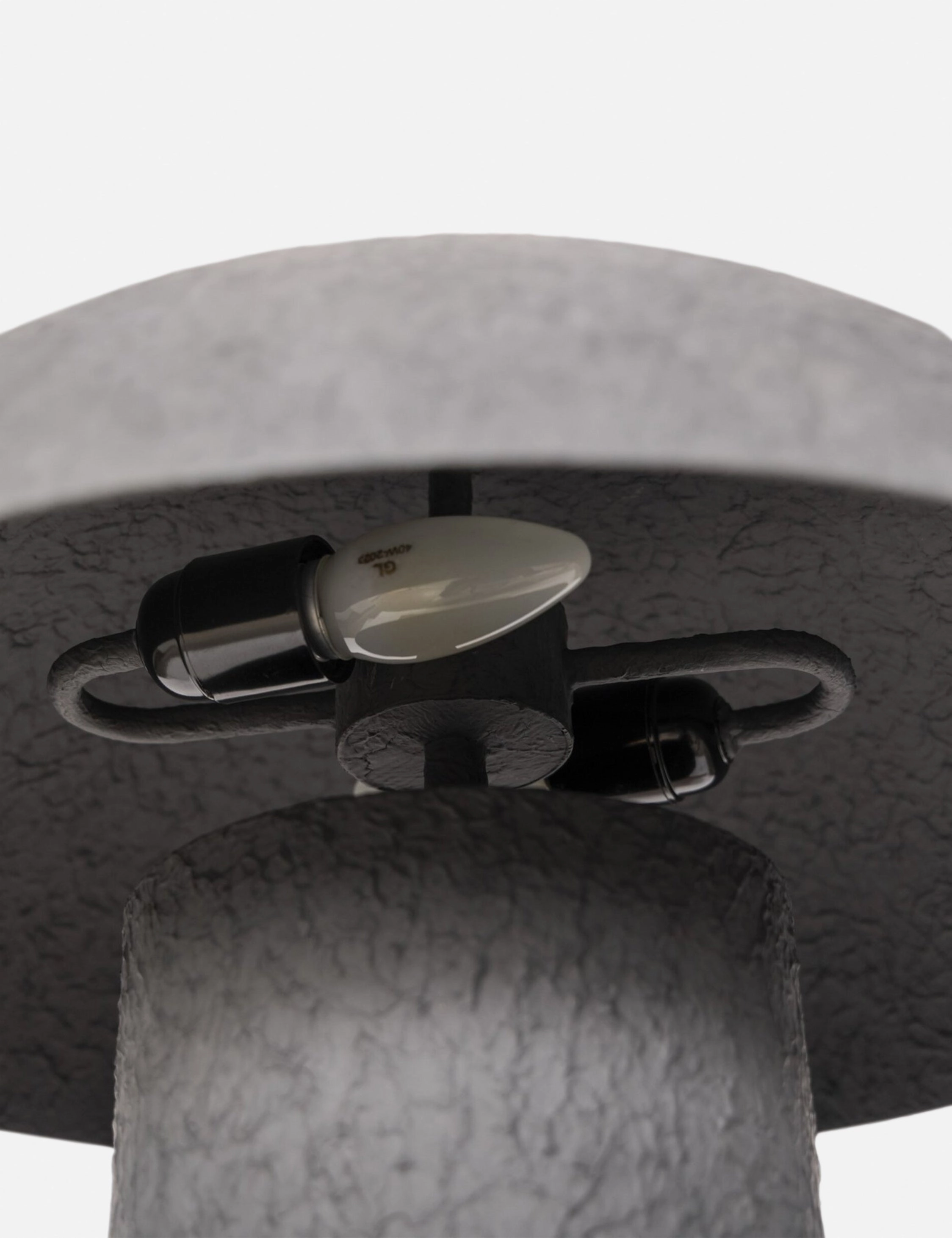 Ricardo Table Lamp