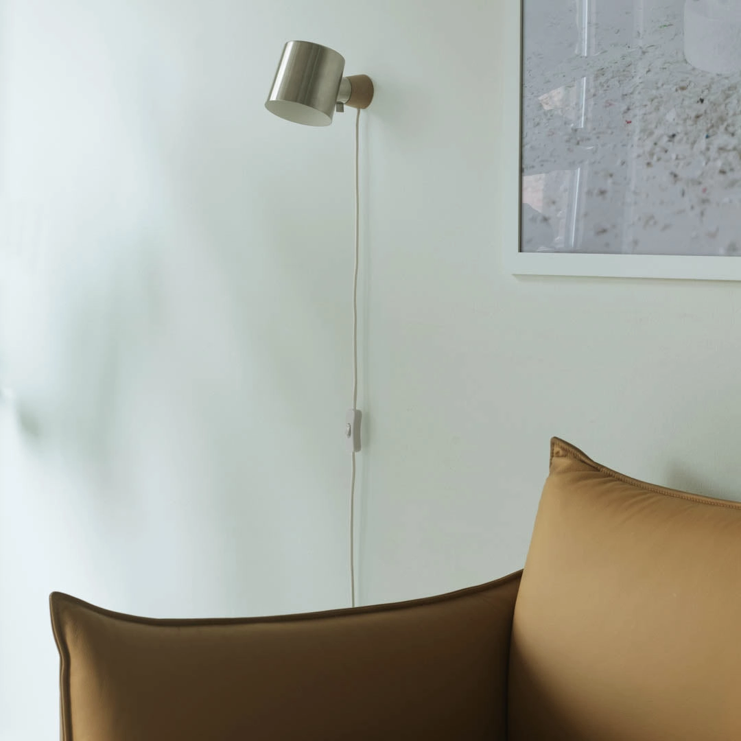 Rise Wall Lamp