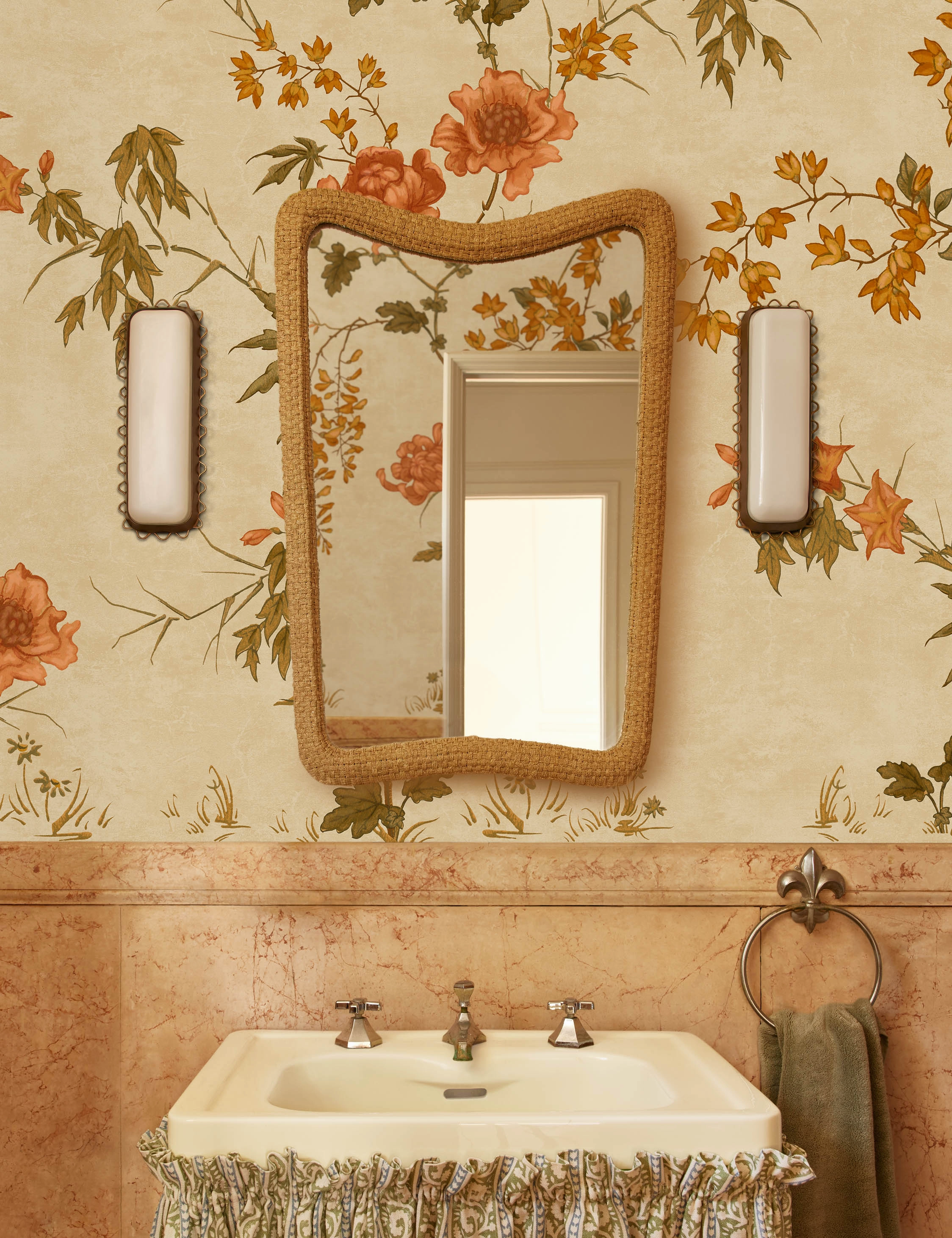 Savita Sconce