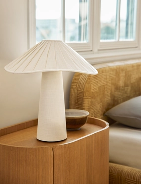 Snoh Table Lamp premium Danish lighting